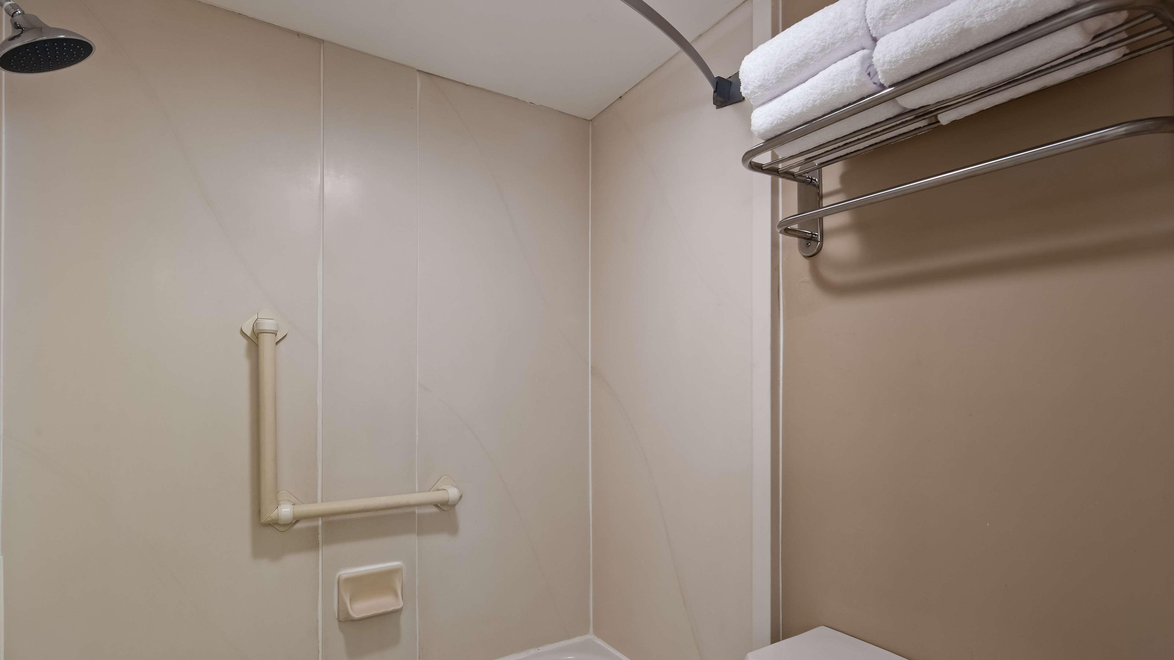Surestay By Western 3* East Brunswick