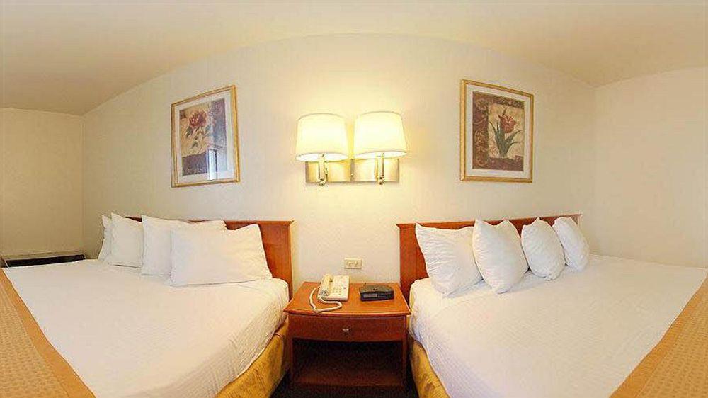 Surestay By Western Motel East Brunswick