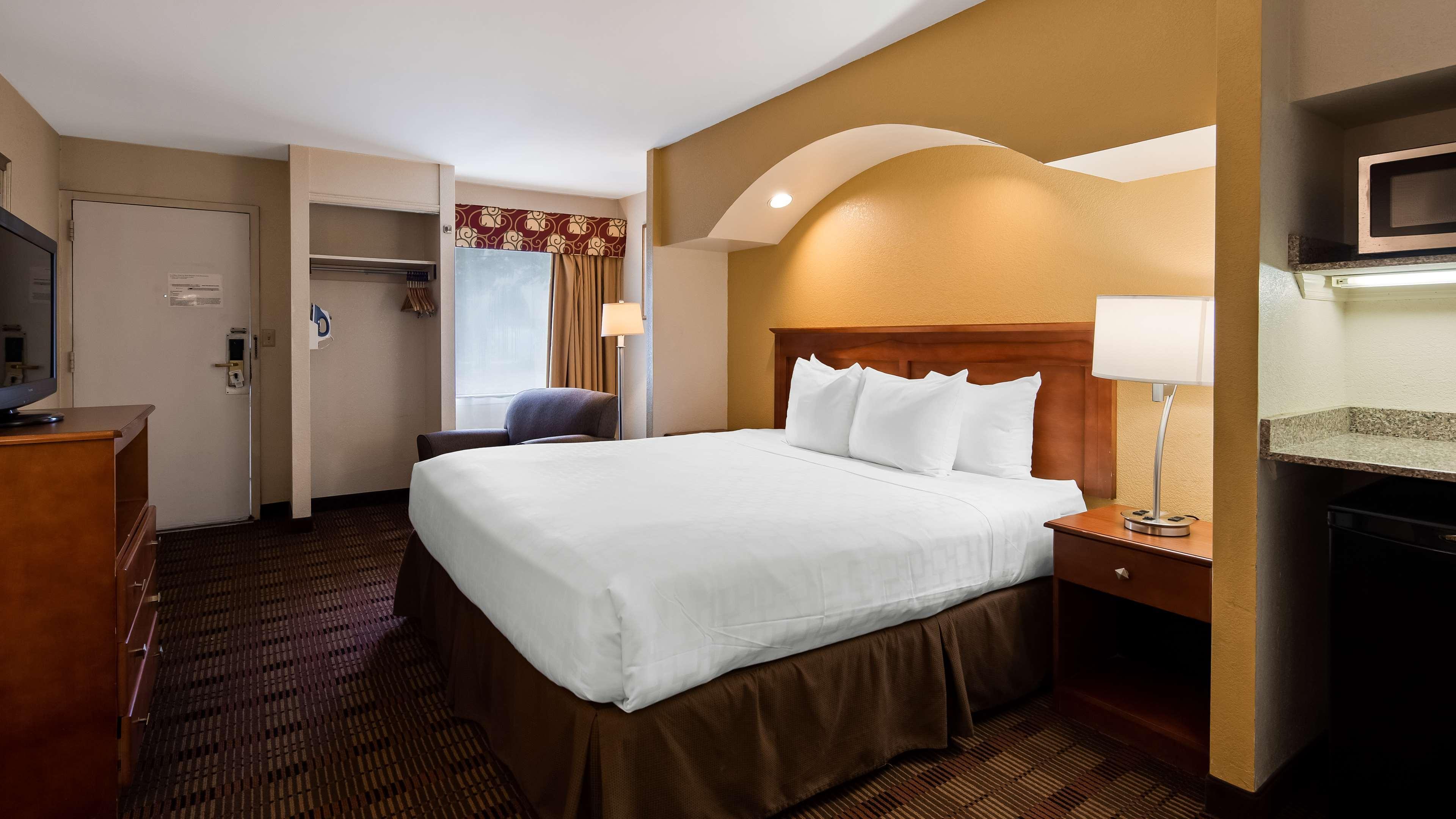 Surestay By Western Motel 3*